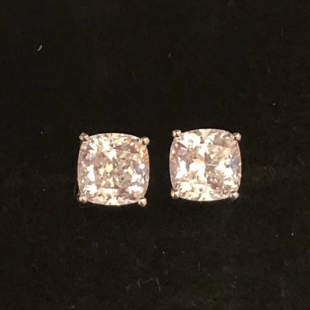 1.5ct Cushion Cut Earrings - Picture 7 of 14